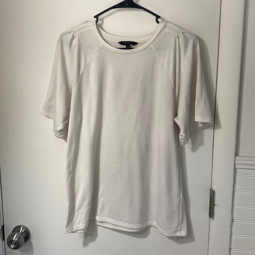 Banana Republic Basic White Tee!